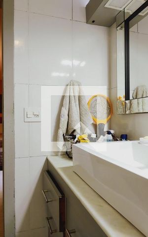 Casa à venda com 650m², 4 quartos e 3 vagas Casa à venda com 650m², 4 quartos e 3 vagasBanheiro da Suíte 1