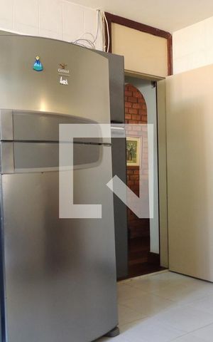 Casa à venda com 650m², 4 quartos e 3 vagasCozinha - Armários