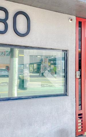 Apartamento à venda com 70m², 2 quartos e 1 vagaFachada