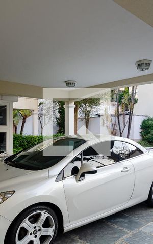 Casa de condomínio à venda com 270m², 4 quartos e 3 vagasGaragem
