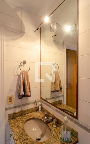 Casa de condomínio à venda com 270m², 4 quartos e 3 vagasBanheiro da Suíte 2