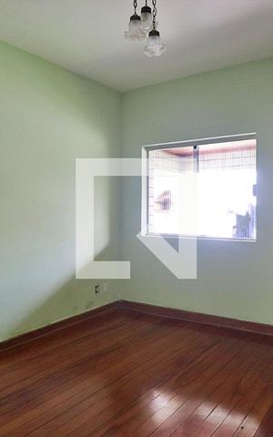 Casa para alugar com 100m², 3 quartos e 1 vagaSala