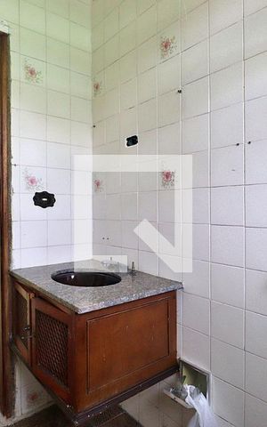 Casa para alugar com 60m², 1 quarto e sem vagaBanheiro