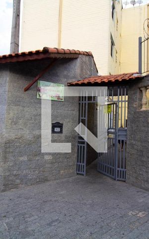 Apartamento à venda com 42m², 2 quartos e 1 vaga Apartamento à venda com 42m², 2 quartos e 1 vagaFachada e portaria