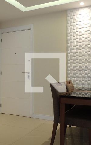 Apartamento à venda com 75m², 2 quartos e 1 vagaSala