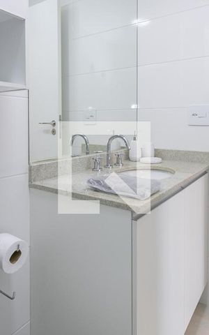Apartamento à venda com 42m², 1 quarto e 1 vaga Apartamento à venda com 42m², 1 quarto e 1 vagaBanheiro da Suíte