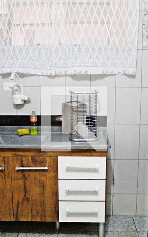 Casa à venda com 202m², 2 quartos e 2 vagasCozinha