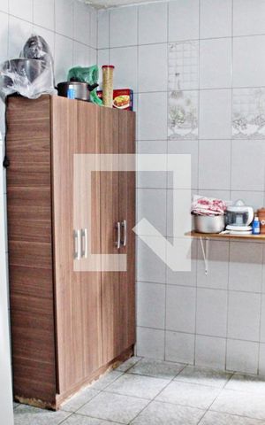 Casa à venda com 202m², 2 quartos e 2 vagasCozinha