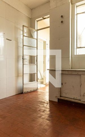 Apartamento à venda com 130m², 2 quartos e sem vagaCozinha - Armário