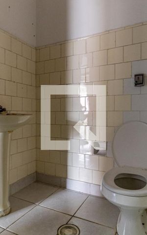 Apartamento à venda com 130m², 2 quartos e sem vagaBanheiro