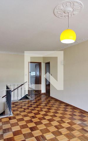 Casa para alugar com 350m², 2 quartos e 4 vagasSala 