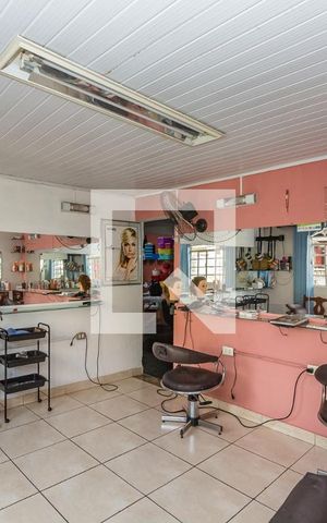 Casa à venda com 463m², 5 quartos e 5 vagas Casa à venda com 463m², 5 quartos e 5 vagasCasa 2 - Sala
