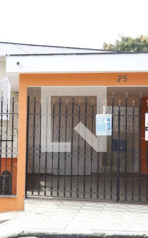 Casa à venda com 155m², 4 quartos e 2 vagasFachada