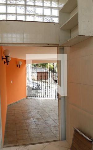 Casa à venda com 155m², 4 quartos e 2 vagasQuarto-Garagem