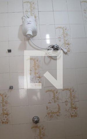 Casa à venda com 155m², 4 quartos e 2 vagasBanheiro de Serviço