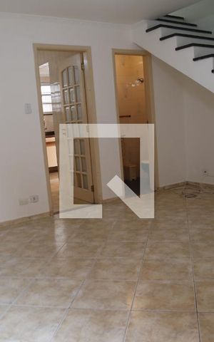 Casa à venda com 155m², 4 quartos e 2 vagasSala