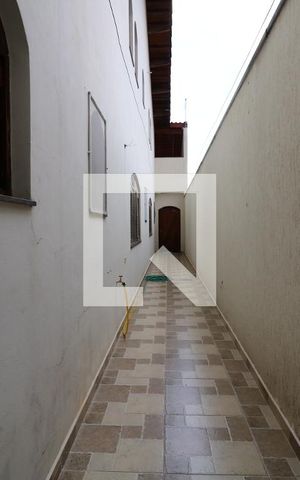 Casa à venda com 258m², 4 quartos e 5 vagasQuintal