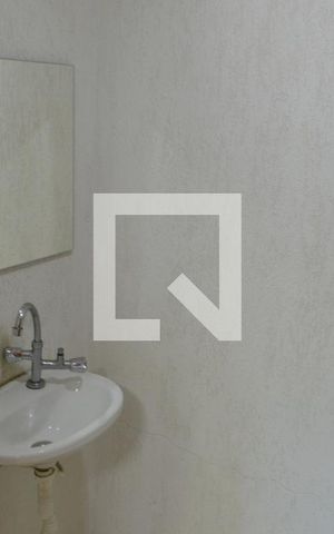 Casa de condomínio à venda com 120m², 4 quartos e 1 vagaLavabo