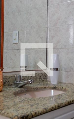 Casa à venda com 120m², 3 quartos e 1 vaga Casa à venda com 120m², 3 quartos e 1 vagaBanheiro