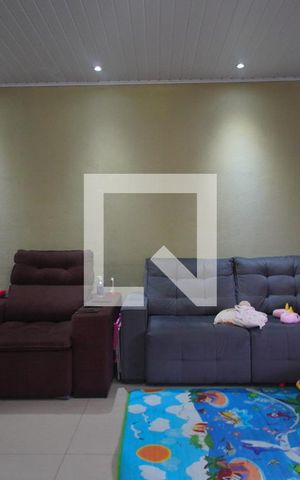 Casa à venda com 264m², 3 quartos e 3 vagasSala