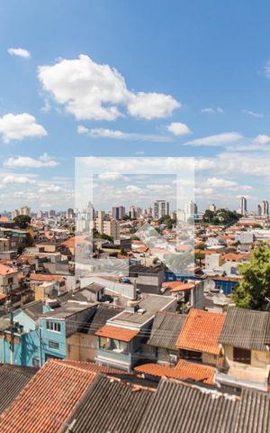 Casa de condomínio à venda com 700m², 4 quartos e 6 vagas Casa de condomínio à venda com 700m², 4 quartos e 6 vagasVista da Suíte 3