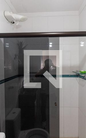 Casa à venda com 180m², 2 quartos e 1 vagaBanheiro da Suíte