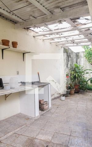 Casa para alugar com 210m², 3 quartos e 1 vagaÁrea de Serviço 