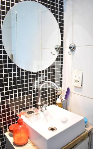 Apartamento para alugar com 56m², 2 quartos e 2 vagasBanheiro