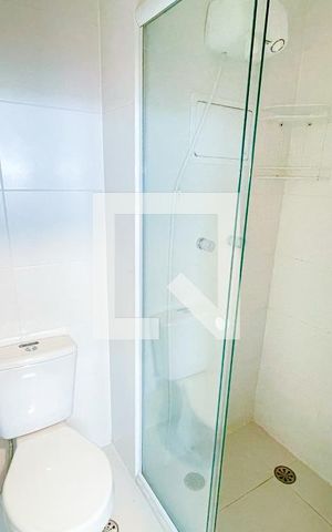 Apartamento para alugar com 23m², 1 quarto e sem vaga Apartamento para alugar com 23m², 1 quarto e sem vagaBanheiro