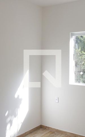 Casa para alugar com 44m², 1 quarto e 1 vagaQuarto