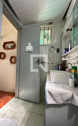 Casa à venda com 90m², 2 quartos e 1 vagaBanheiro 1 