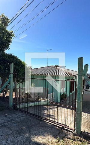 Casa à venda com 90m², 2 quartos e 1 vagaFachada