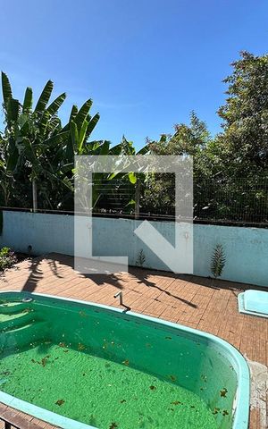 Casa à venda com 90m², 2 quartos e 1 vagaÁrea externa