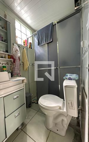 Casa à venda com 90m², 2 quartos e 1 vagaBanheiro 1