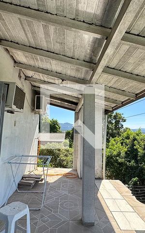 Casa à venda com 90m², 2 quartos e 1 vagaSacada