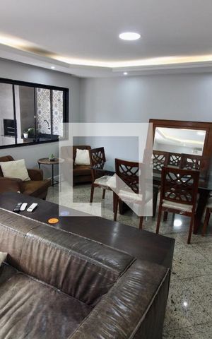 Casa de condomínio à venda com 260m², 5 quartos e 3 vagasSala