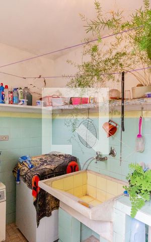 Casa à venda com 262m², 5 quartos e 3 vagas Casa à venda com 262m², 5 quartos e 3 vagasÁrea de Serviço