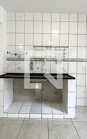 Casa à venda com 70m², 1 quarto e sem vagaSala e Cozinha
