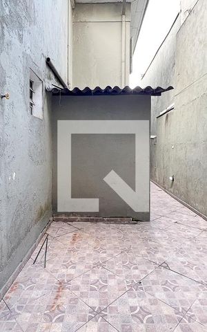 Casa à venda com 70m², 1 quarto e sem vagaÁrea de Serviço e Quintal