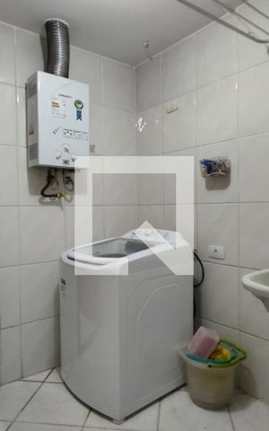 Apartamento à venda com 126m², 3 quartos e 3 vagas Apartamento à venda com 126m², 3 quartos e 3 vagasÁrea de Serviço