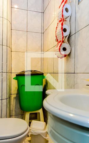 Casa para alugar com 280m², 4 quartos e 4 vagasBanheiro de Serviço