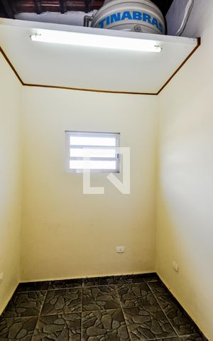 Casa para alugar com 280m², 4 quartos e 4 vagasQuarto de Serviço