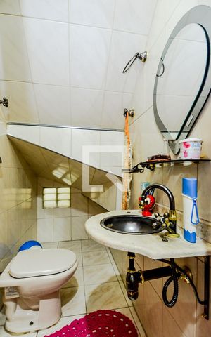 Casa para alugar com 280m², 4 quartos e 4 vagasLavabo 