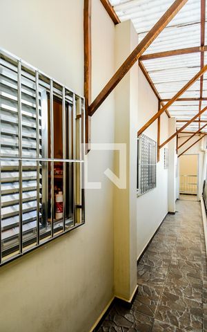 Casa para alugar com 280m², 4 quartos e 4 vagasCorredor Lateral