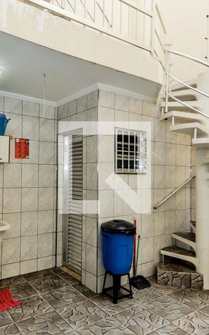 Casa para alugar com 280m², 4 quartos e 4 vagasÁrea de Serviço