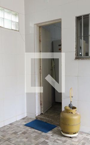 Casa à venda com 208m², 4 quartos e 7 vagas Casa à venda com 208m², 4 quartos e 7 vagasÁrea de serviço