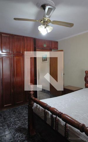 Casa à venda com 270m², 4 quartos e 2 vagasSuíte 3
