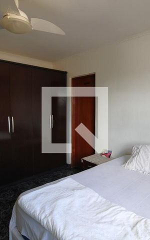 Casa à venda com 270m², 4 quartos e 2 vagasSuíte 1
