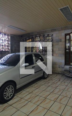 Casa à venda com 270m², 4 quartos e 2 vagasGaragem