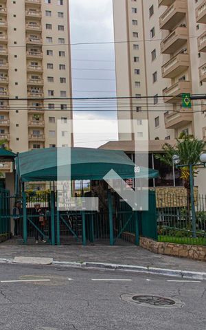 Apartamento à venda com 100m², 3 quartos e 1 vagaFachada e portaria